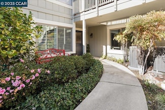 2658 Saklan Indian Dr Unit 4, Walnut Creek, CA 94595