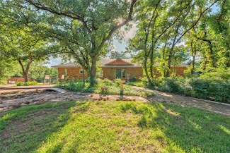 6405 Hidden Hills Dr, Edmond, OK 73034