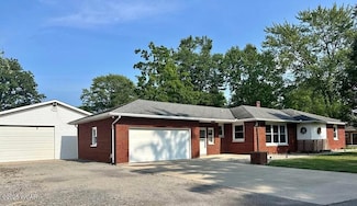 11242 Ottawa Dr, Ottawa, OH 45875