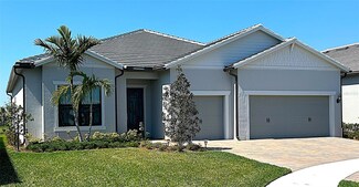 410 SE Vallarta Dr, Port St. Lucie, FL 34984