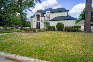 3322 Amber Forest Dr, Houston, TX 77068