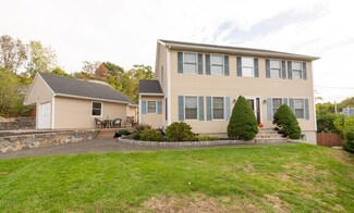 4 Stacia Rd, Peabody, MA 01960