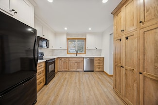 10485 Lee Dr, Eden Prairie, MN 55347