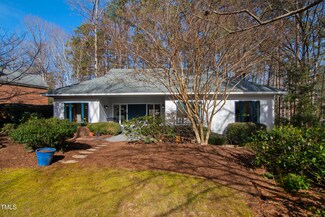 2716 Townnedge Ct, Raleigh, NC 27612