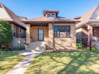 1516 N Central Ave, Chicago, IL 60651