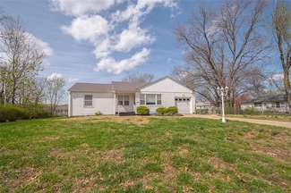 2405 Ohio St, Lawrence, KS 66046