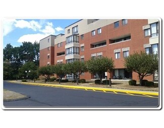 96 Old Colony Ave Unit 152, East Taunton, MA 02718