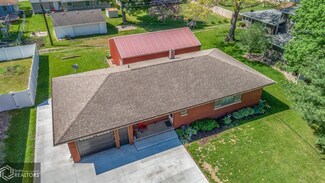 600 W 2nd St, Prairie City, IA 50228