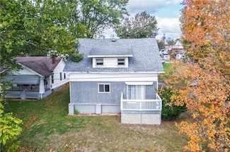 1135 W Chestnut St, Washington, PA 15301