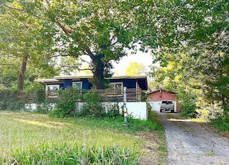 324 W Fremont Ave, Burlingame, KS 66413