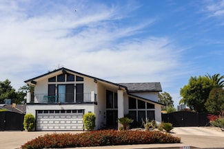 723 W Pine St, Exeter, CA 93221