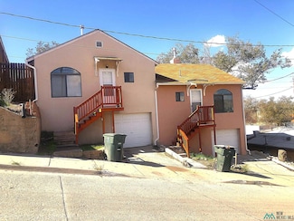 202 S Woodrow Ave, Gallup, NM 87301