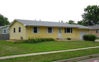 4939 Martin St, Lincoln, NE 68504