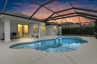 465 SW Vista Lake Dr, Port Saint Lucie, FL 34953