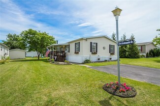 234 Crabapple Dr, Canandaigua, NY 14424