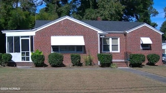 1108 Robert Rd W, Wilson, NC 27893