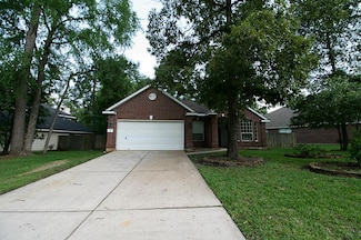105 N Hollylaurel Cir, Spring, TX 77382