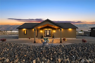 111 Wren Loop, Mattawa, WA 99349