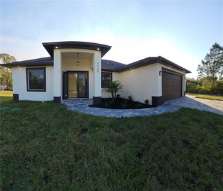 3009 9th St W, Lehigh Acres, FL 33971