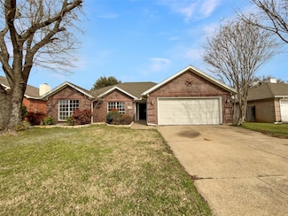 2805 Monthaven Dr, Arlington, TX 76001