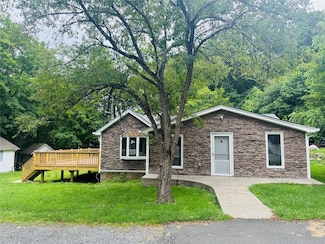 302 S Mountain Rd, New City, NY 10956