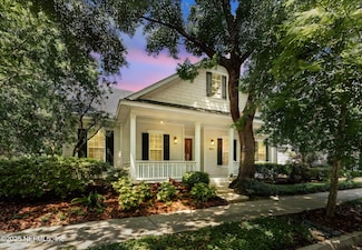 1885 Floyd St, Fernandina Beach, FL 32034