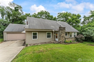 405 Hyde Park Dr, Hamilton, OH 45013