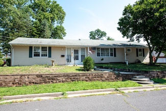 65 Burlington Ave, Leonardo, NJ 07737