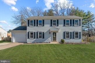 1715 Sadlers Wells Dr, Herndon, VA 20170