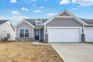137 Maxim Ct, Cumberland, IN 80921