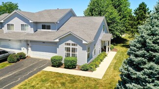 1601 Abington Ln, North Aurora, IL 60542