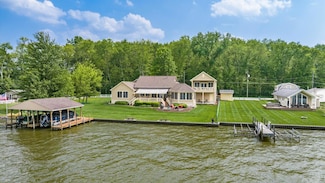 4774 Jaeger Dr NE, Thornville, OH 43076