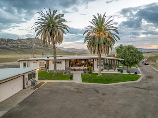 31204 Sierra Dr, Exeter, CA 93221