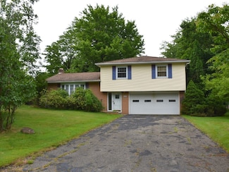 432 Hartz Ave, Meadville, PA 16335