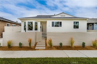 7166 E Wardlow Rd, Long Beach, CA 90808