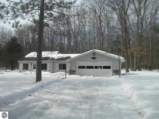 7161 Nicole Dr, South Branch, MI 48761