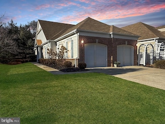 35 Sparrow Dr, Trenton, NJ 08690