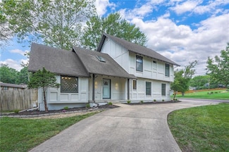 9100 Dearborn St, Overland Park, KS 66207