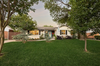 8538 Grenadier Dr, Dallas, TX 75238