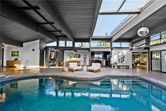 3007 Java Rd, Costa Mesa, CA 92626