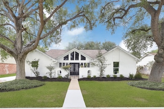 15702 Congo Ln, Jersey Village, TX 77040