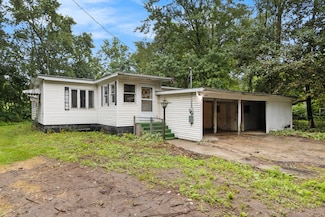 628 Nicholson St, Otsego, MI 49078