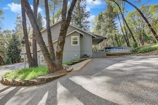 20670 Cedar View Dr, Foresthill, CA 95631
