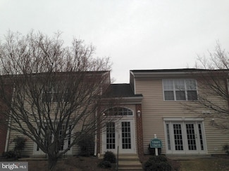 15615 Horseshoe Ln Unit 615, Woodbridge, VA 22191