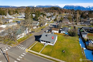 306 3rd St, Sultan, WA 98294
