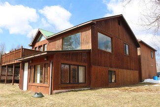 8 Wells Rd, Fairfax, VT 05454