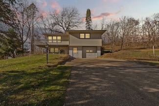 2120 Hiersche Rd, Faribault, MN 55021