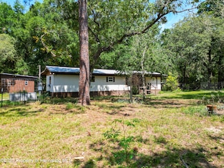 8115 Shaw Rd, Brooksville, FL 34602