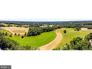 19 Tyler Ln, Villanova, PA 19085