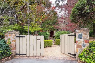 41 Maple Ave, Atherton, CA 94027